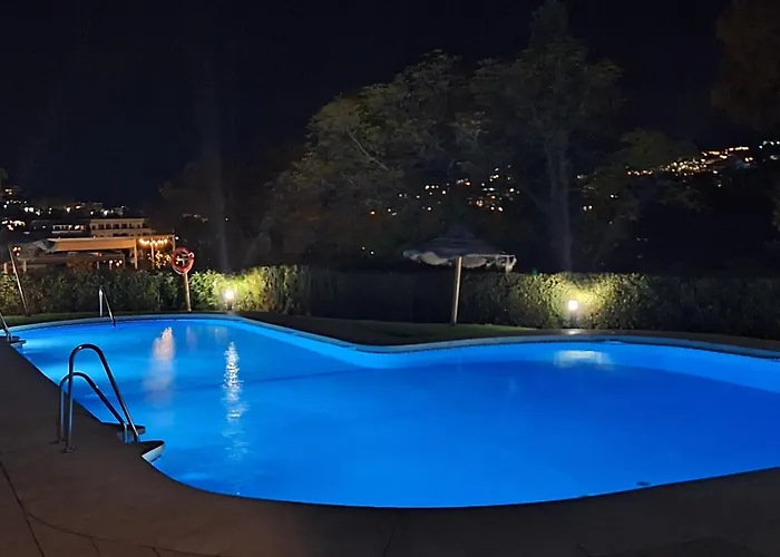 Aloha Pueblo Valle Del Golf, Puerto Banus Holiday home *